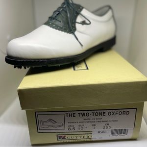 Cutter & Buck women’s waterproof golf shoes. New with Replaceable cleats.